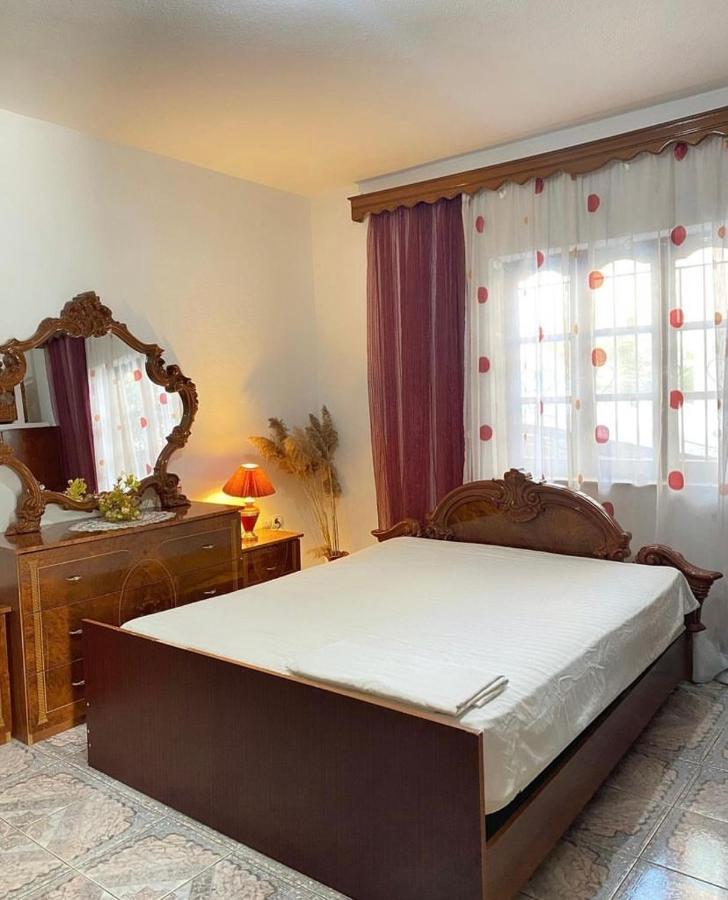 Roeli'S Guest House Pogradec Exterior foto